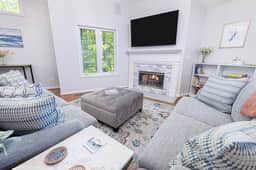 South Cove Cottage on Lake Keowee - Image 3