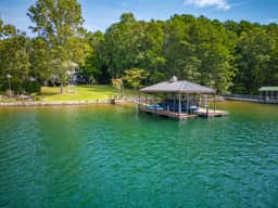 The Southern Belle on Keowee w/ Hot tub - Image 5