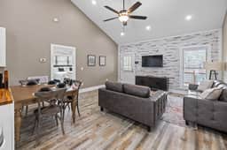 Waterfront Lake Keowee Hideaway - Image 2
