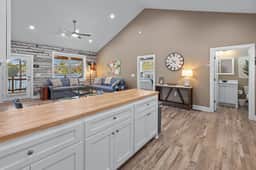 Whispering Pines Cottage on Keowee - Image 4