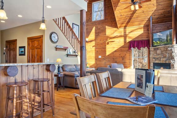Serenity Lodge on Lake Keowee - Image 5