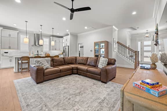 Sweet Rose Cottage with Community Beach - Image 3