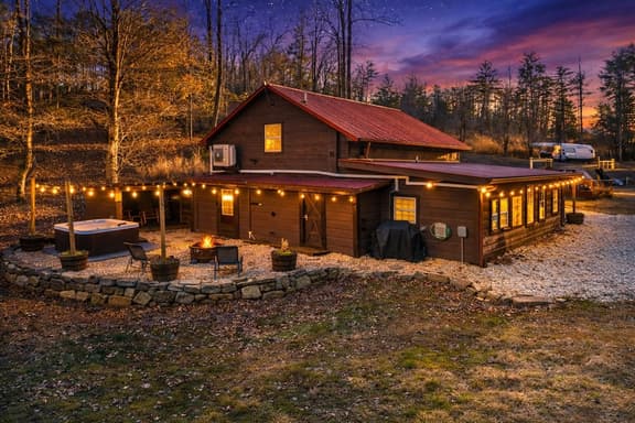 La Cabaña- The Cabin in Long Creek w/ Glamping Dome - Image 1